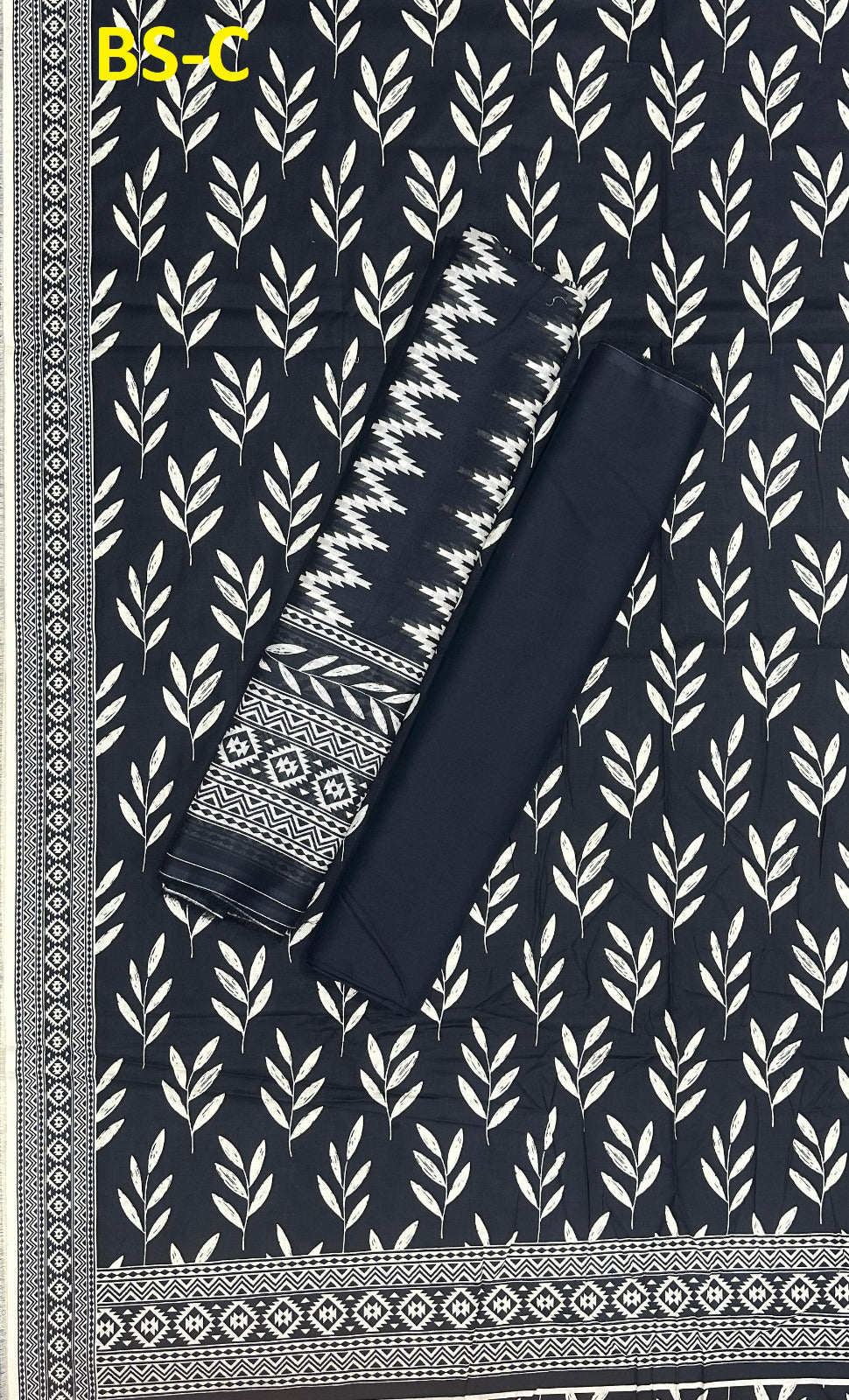 EXCLUSIVE BIN SAEED DIGITAL PRINTED COTTON UNSTITCHED COLLECTION 2025