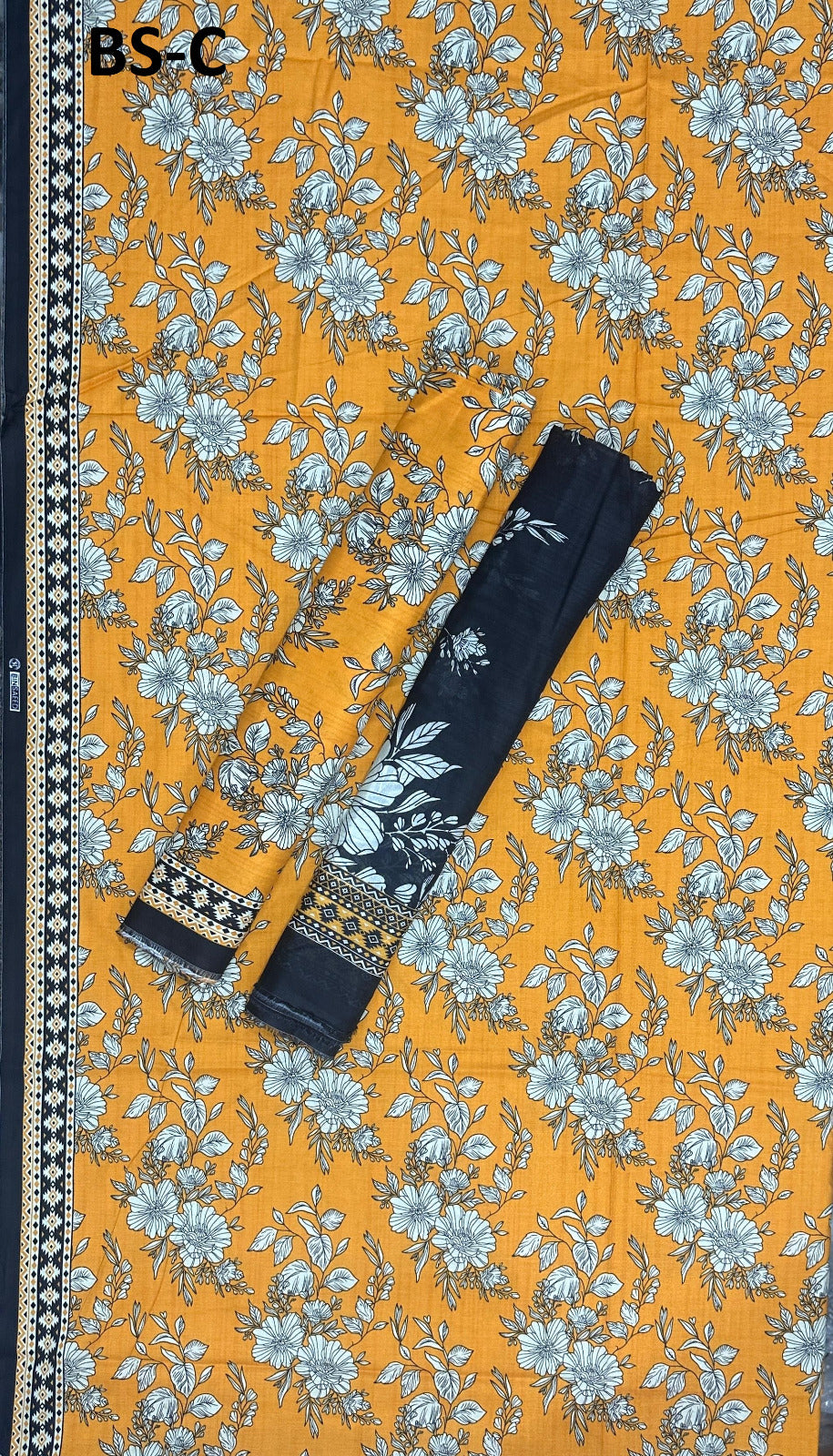 EXCLUSIVE BIN SAEED DIGITAL PRINTED COTTON UNSTITCHED COLLECTION 2025