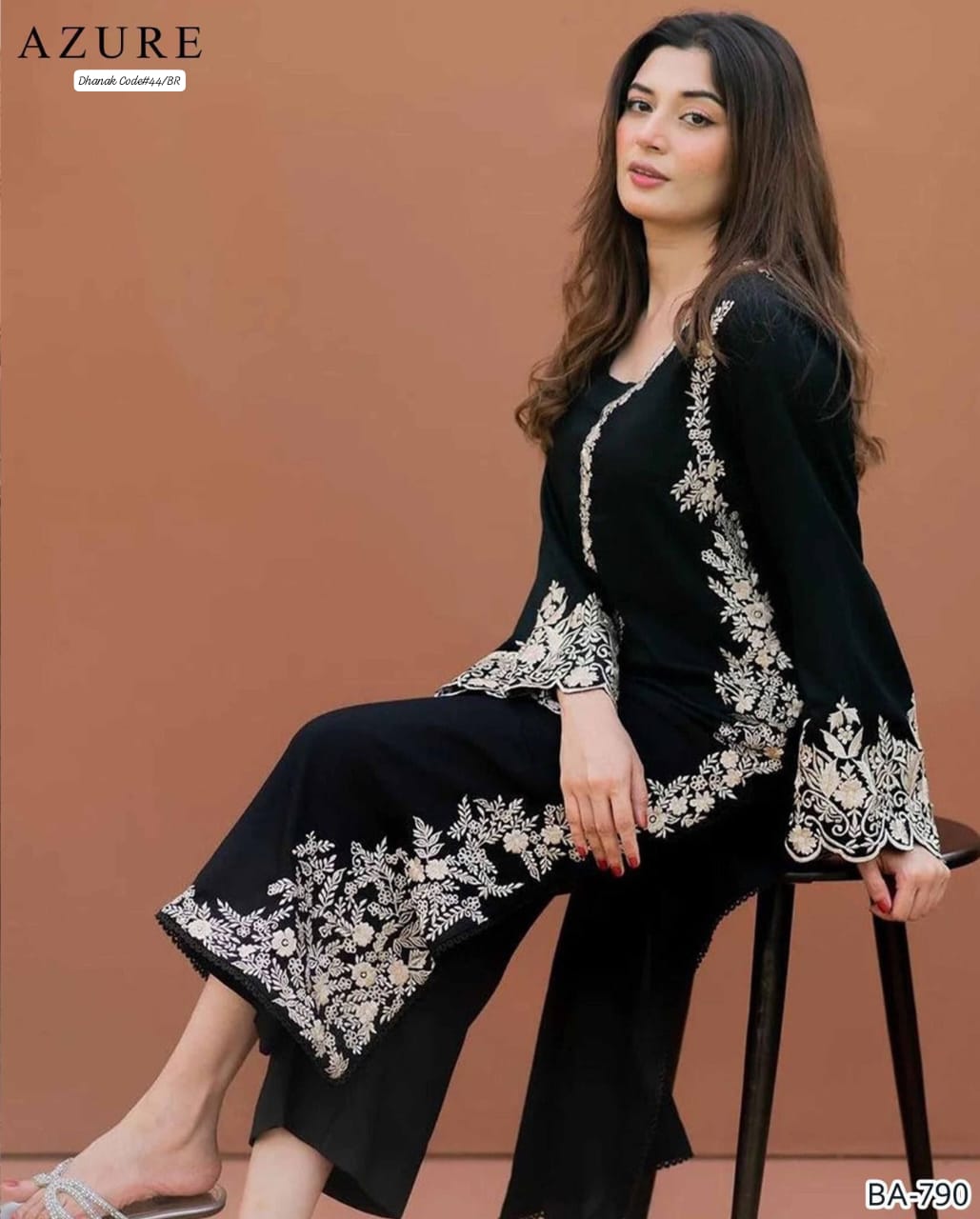 MIX BRAND DHANAK 2PC EMBROIDED