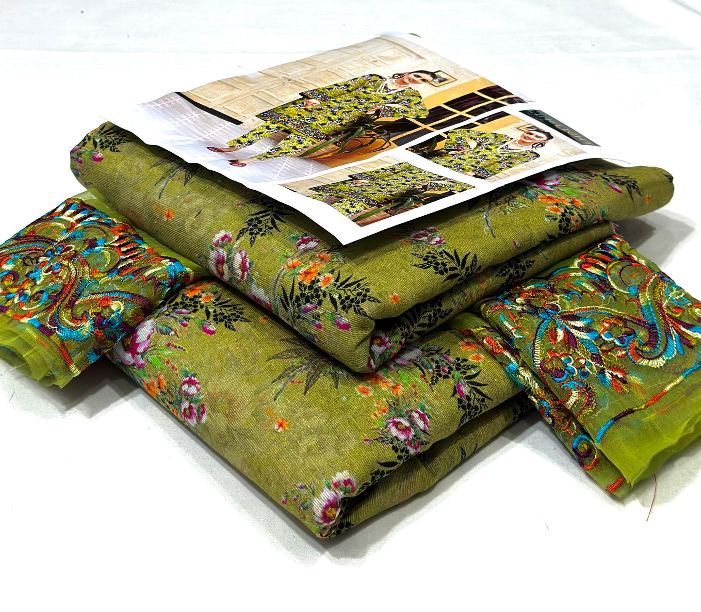 LIMELIGHT BRAND - Khaddar 2Pcs Collection