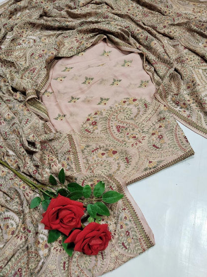 Kuch khas brand Bareze style embroidery