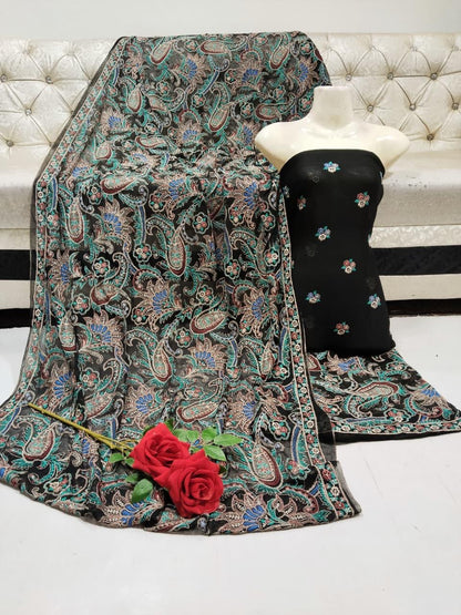 Kuch khas brand Bareze style embroidery